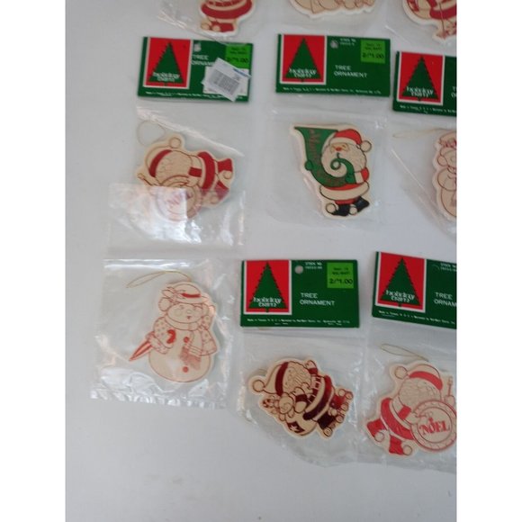 Vintage Lot Of 18 Holiday Trim Foam Tree Ornament Santa Snowman 2 7/8" - Picture 7 of 8